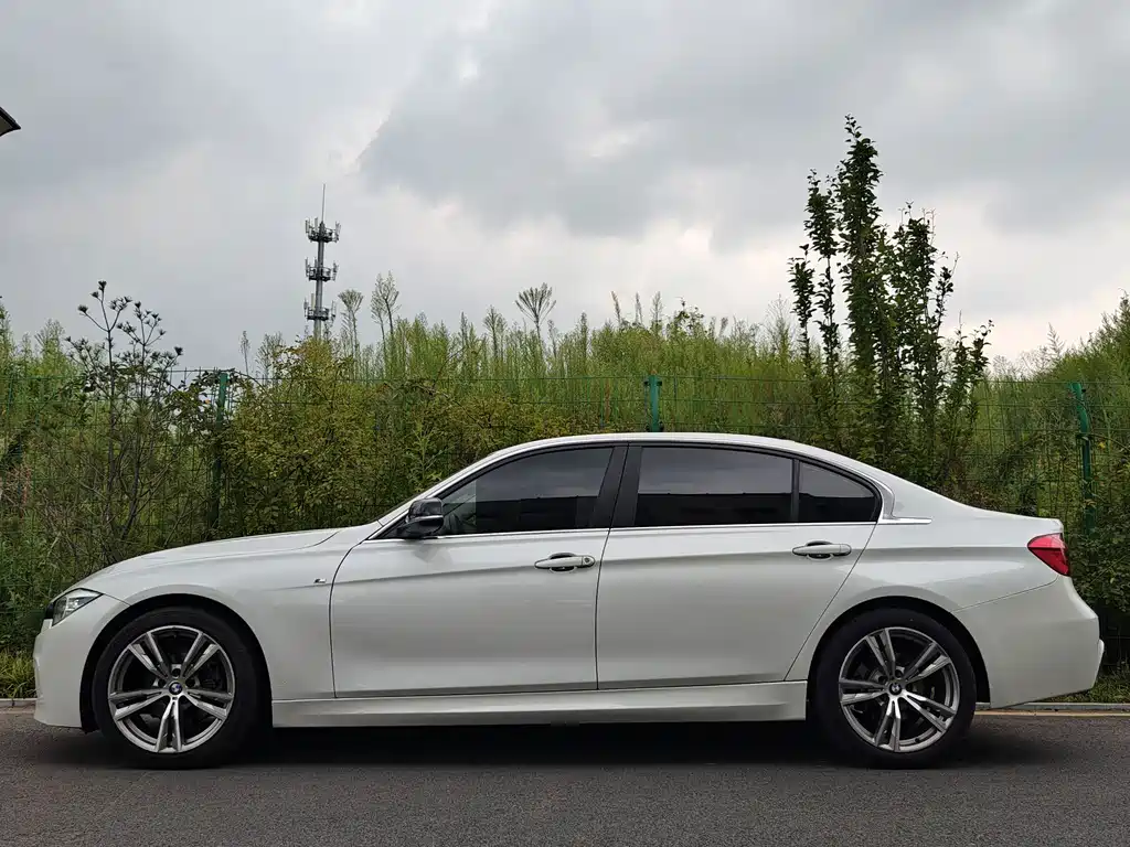 BMW 3 Series — миниатюра 6