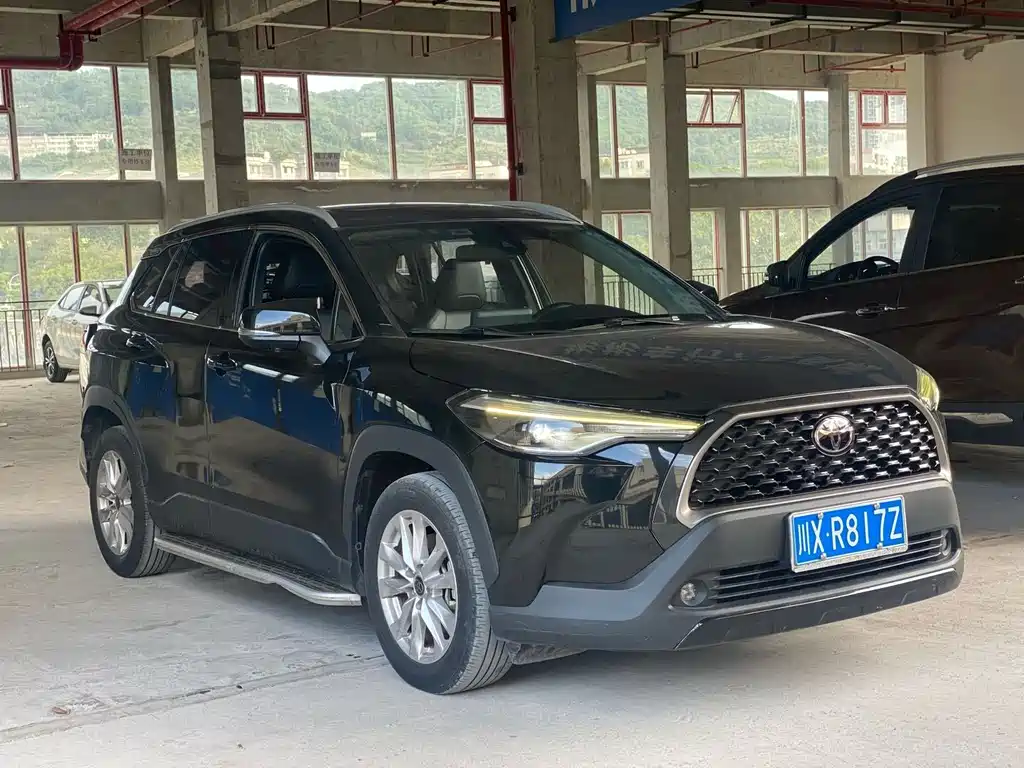 Toyota Corolla Cross — миниатюра 11