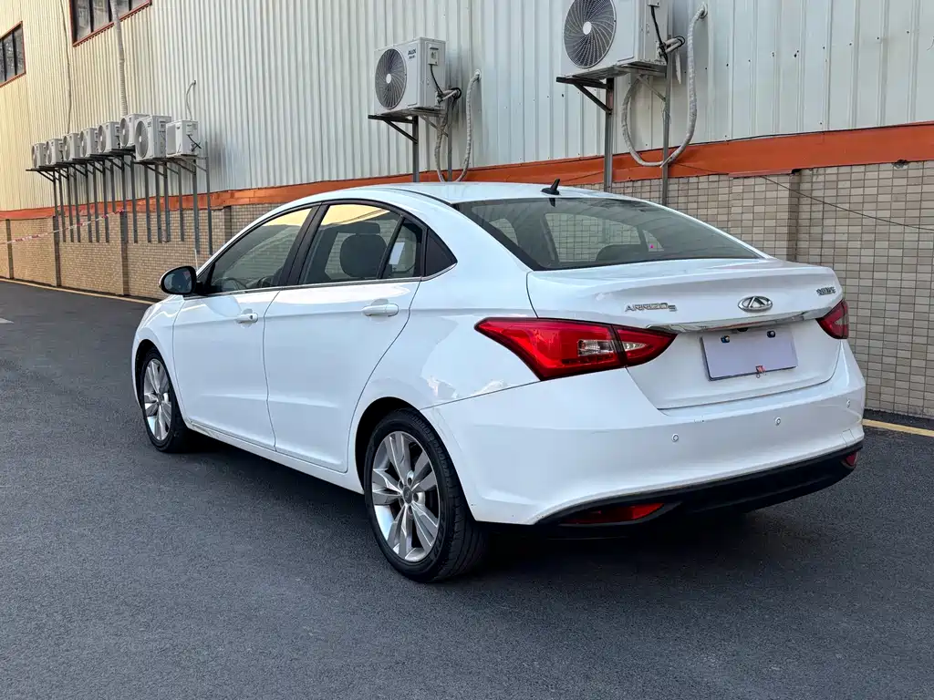 CHERY ARRIZO 5