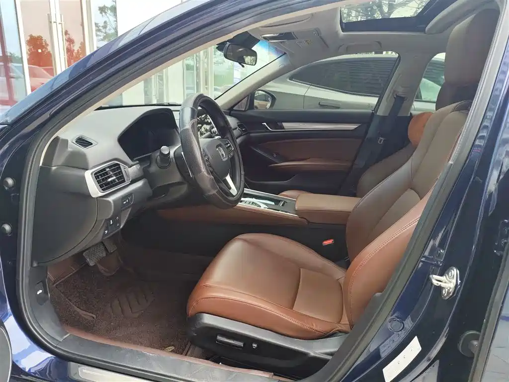 Honda Inspire — миниатюра 6