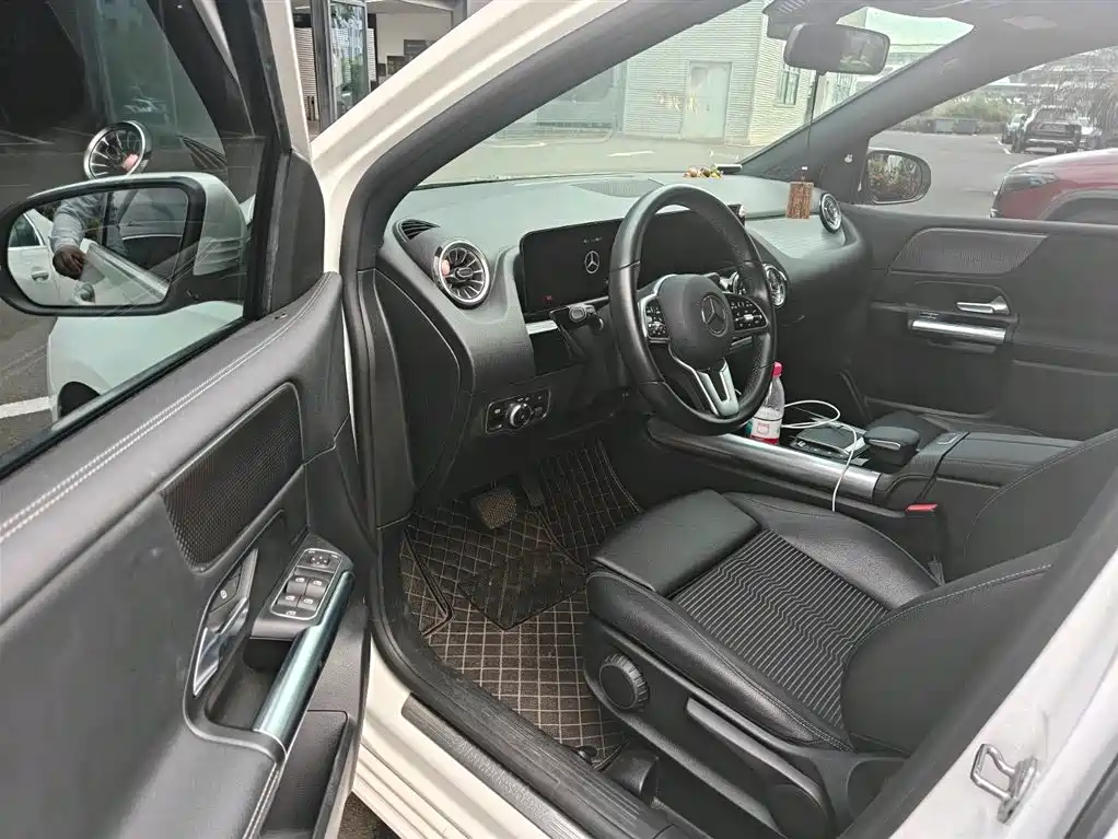 Mercedes-Benz B-class 2021 Белый из Китая