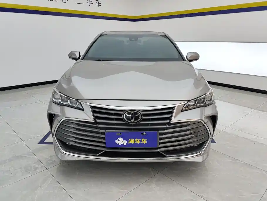 Toyota Avalon — миниатюра 2