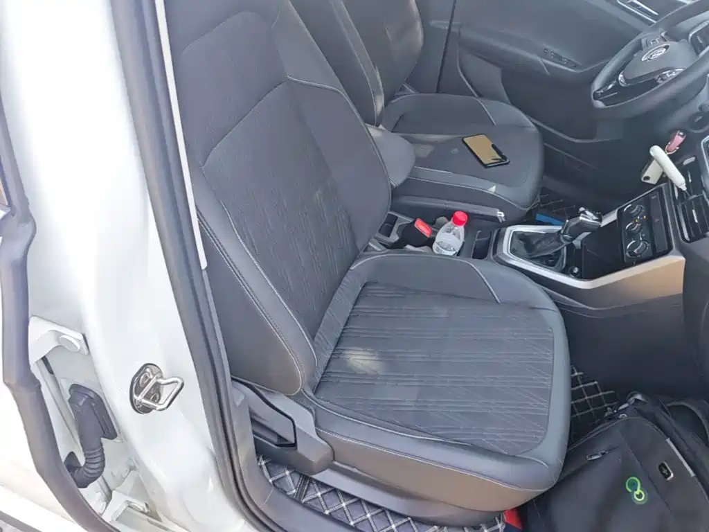 Volkswagen T-Cross — миниатюра 25