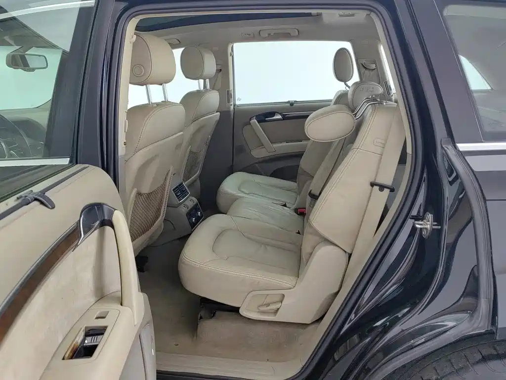 Audi Q7 — миниатюра 15