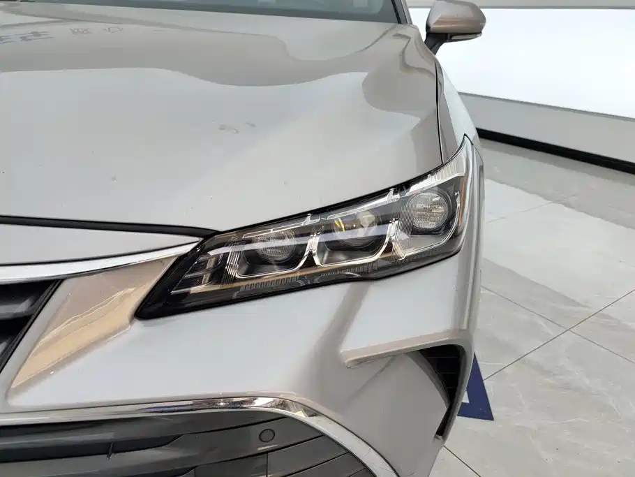 Toyota Avalon — миниатюра 5