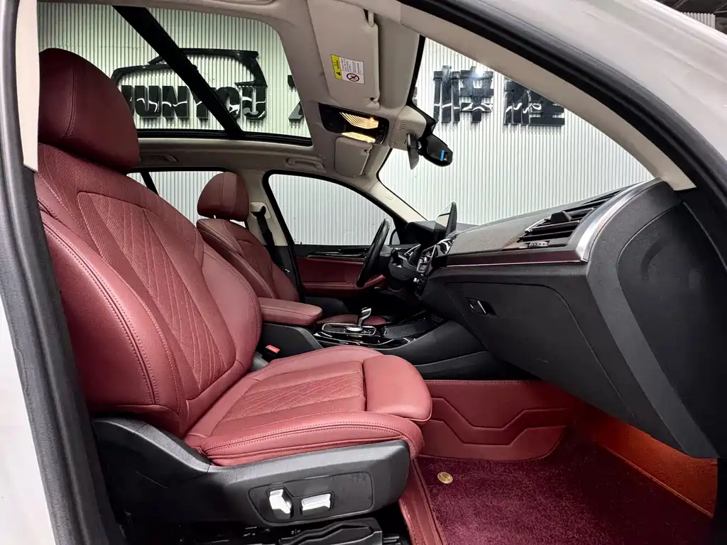 BMW X3 — миниатюра 11