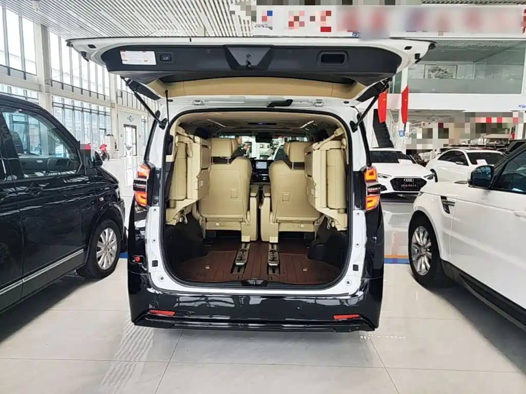 Toyota Vellfire — миниатюра 19