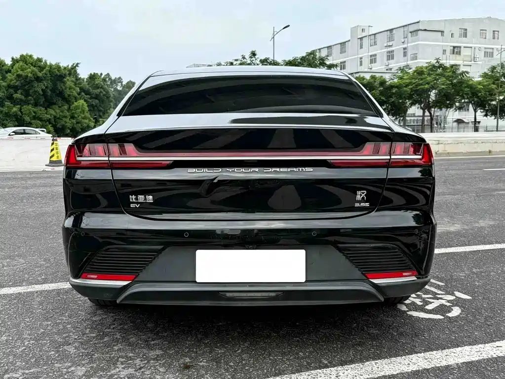 BYD Han — миниатюра 4