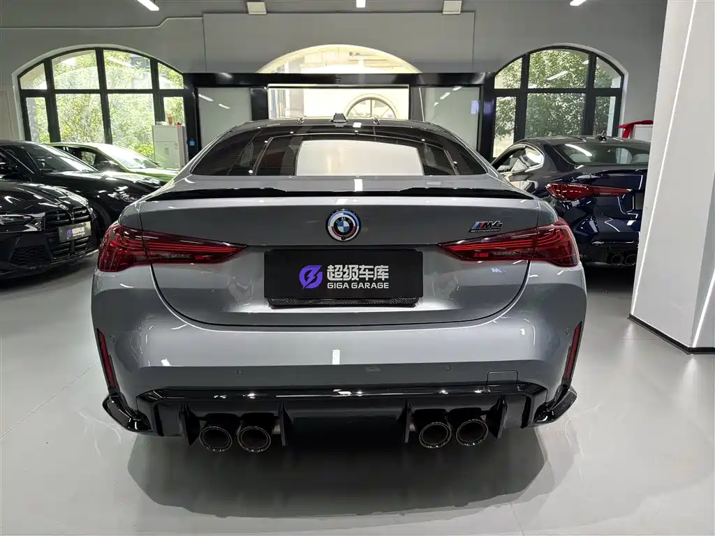 BMW M4 2024 M4 M xDrive