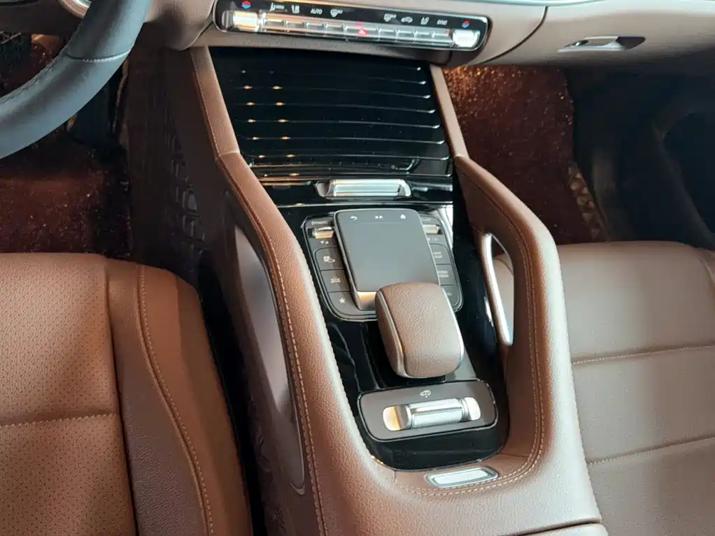 Mercedes-Benz GLE (Import) — миниатюра 6