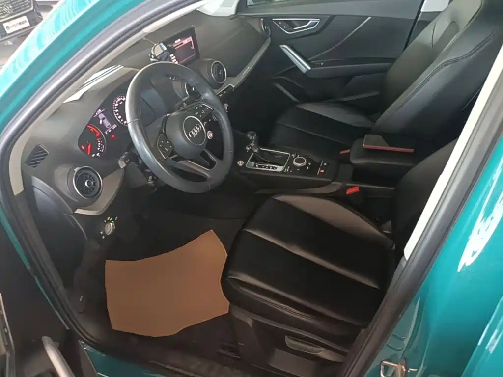 Audi Q2L — миниатюра 15