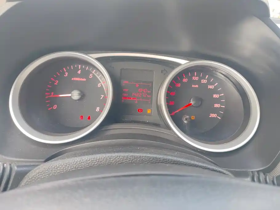 Wuling Hongguang — миниатюра 14