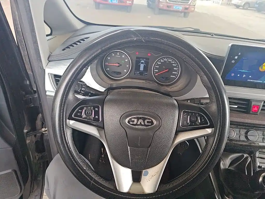 JAC Refine Refine M3 — миниатюра 6