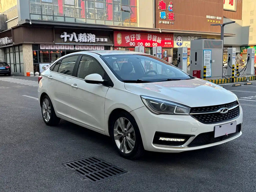 CHERY ARRIZO 5