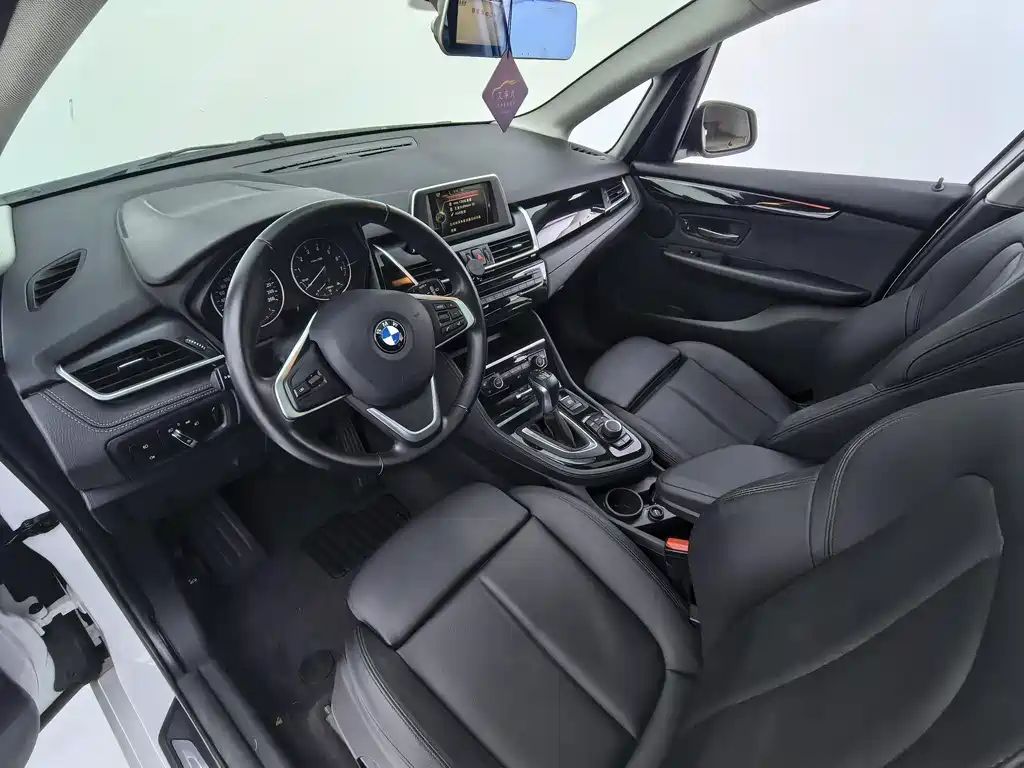 BMW 2 SERIES STATION WAGON