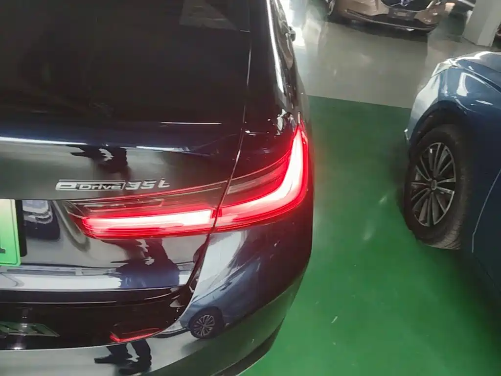 BMW i3 — миниатюра 8