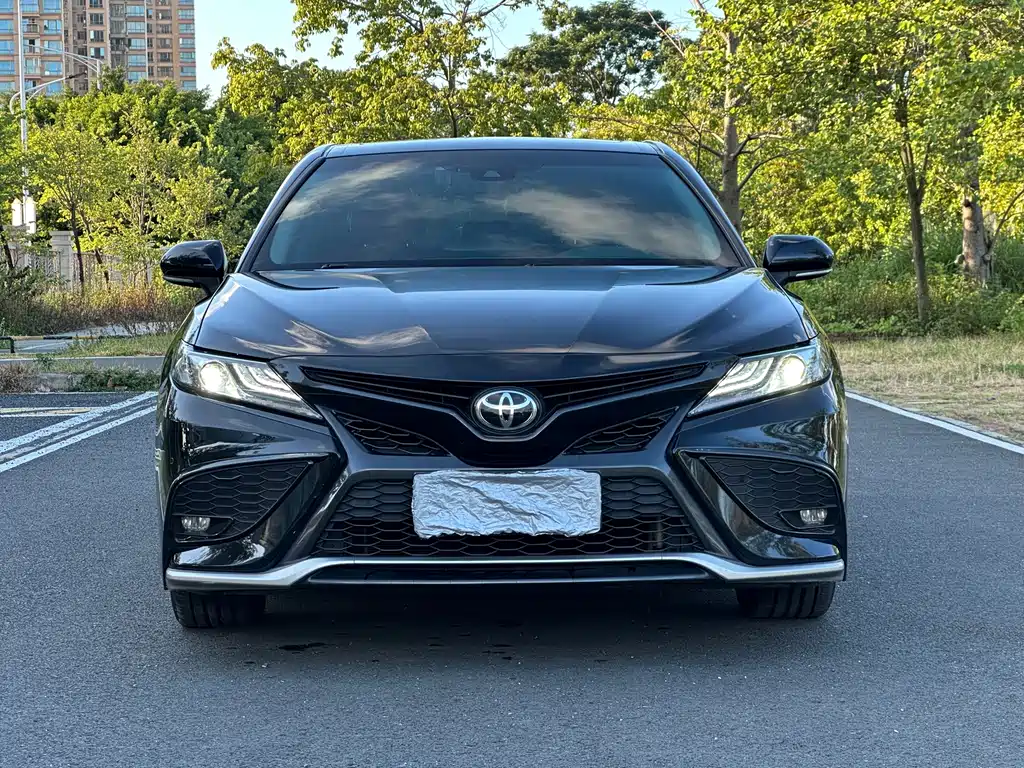 Toyota Camry — миниатюра 2
