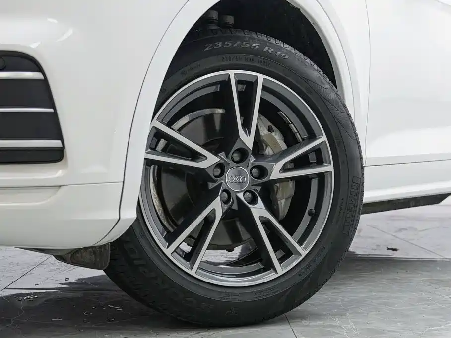 Audi Q5L — миниатюра 3