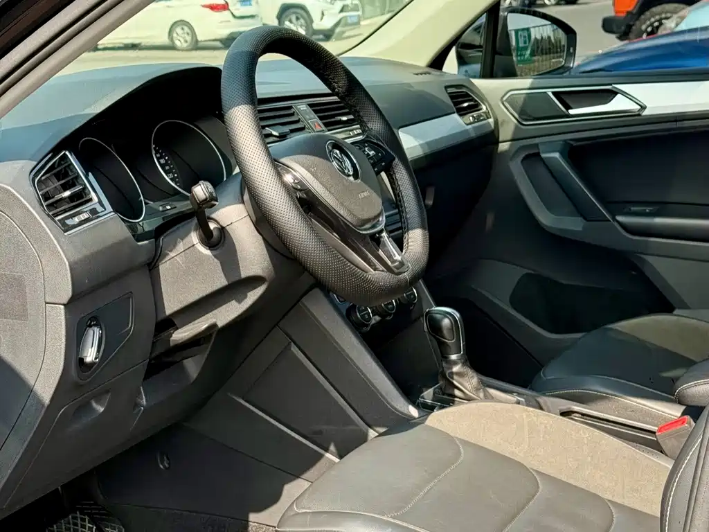 Volkswagen Tiguan — миниатюра 4
