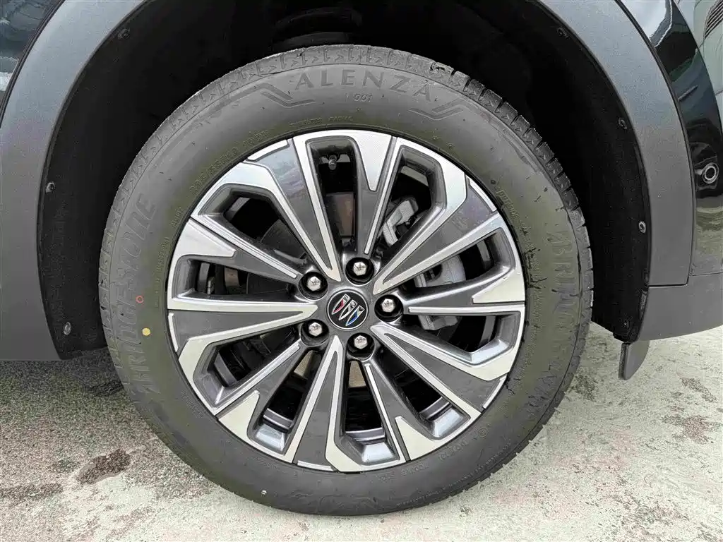 Buick Envision Plus — миниатюра 14