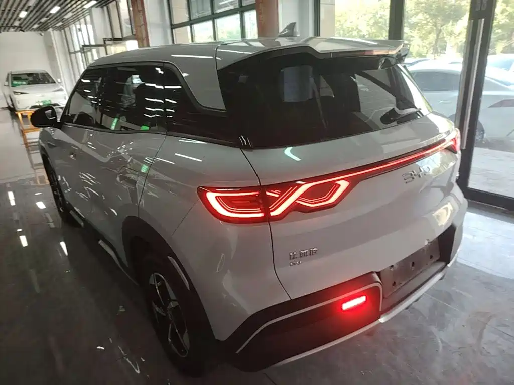 BYD Yuan UP — миниатюра 5