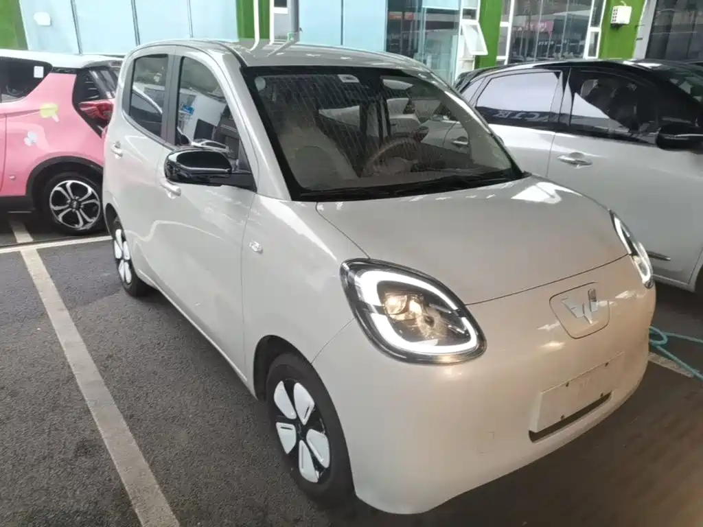 Wuling MINIEV — миниатюра 4