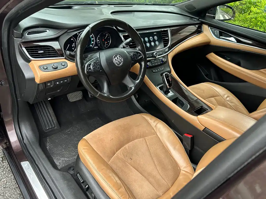 Buick LaCrosse — миниатюра 6