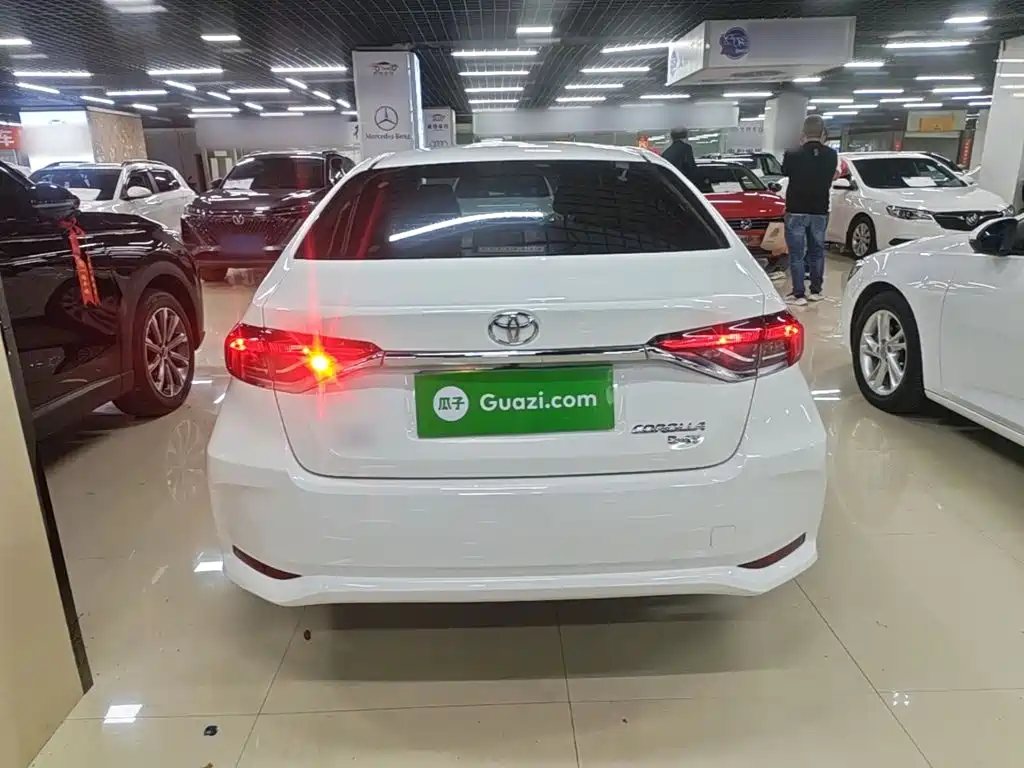 Toyota Corolla — миниатюра 6