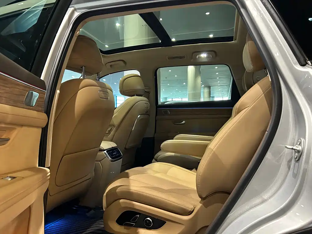 AITO Wenjie AITO M7 — миниатюра 8