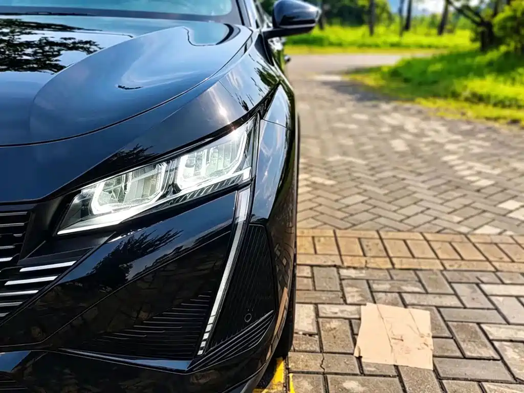 Peugeot 408X — миниатюра 7