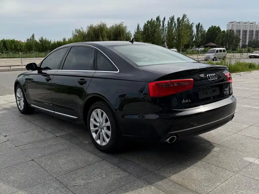 Audi A6L — миниатюра 6