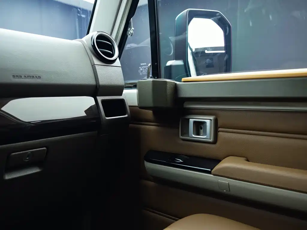 Toyota Land Cruiser — миниатюра 19