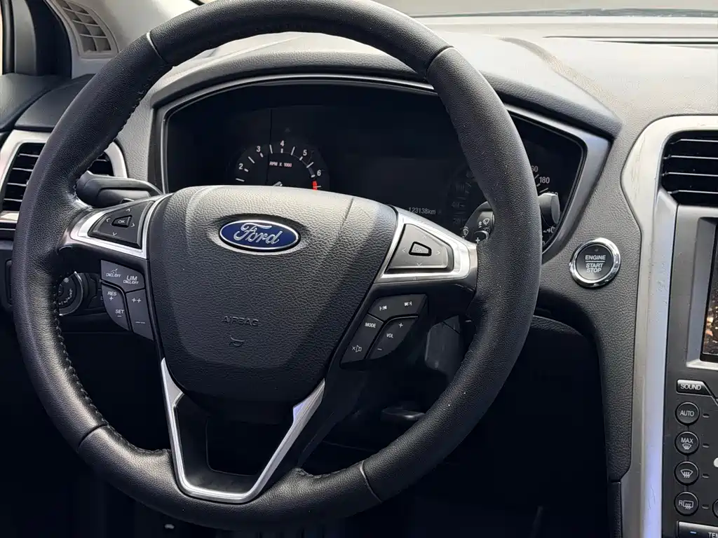 Ford Mondeo — миниатюра 16