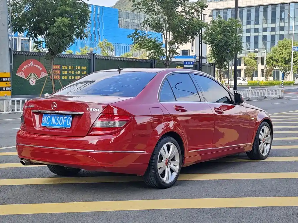 Mercedes-Benz C-Class — миниатюра 5
