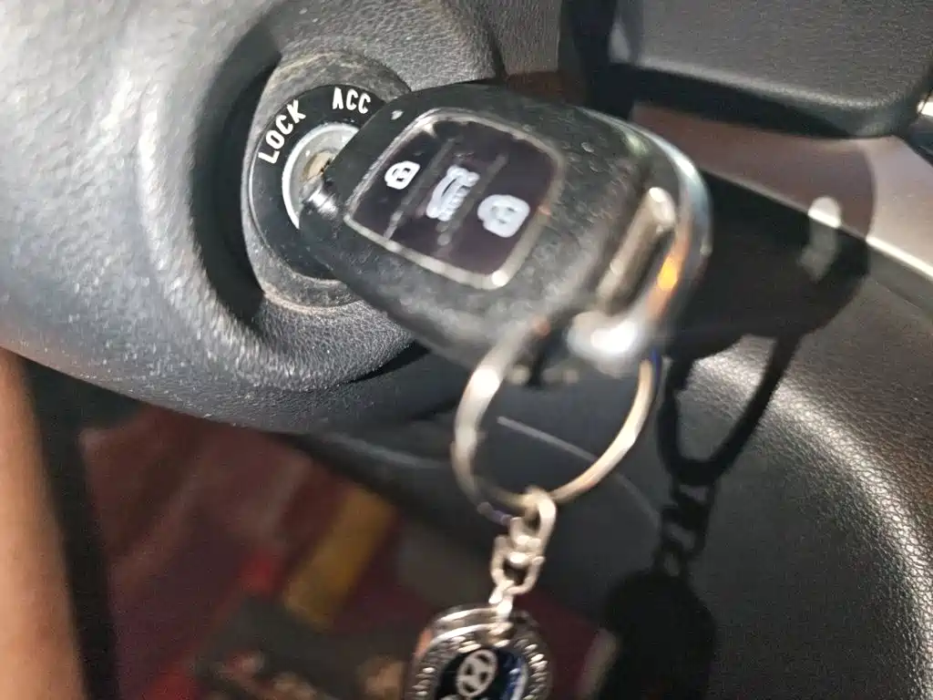 Hyundai Elantra — миниатюра 12