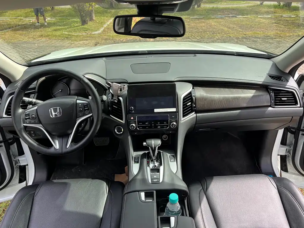 Honda Avancier — миниатюра 8