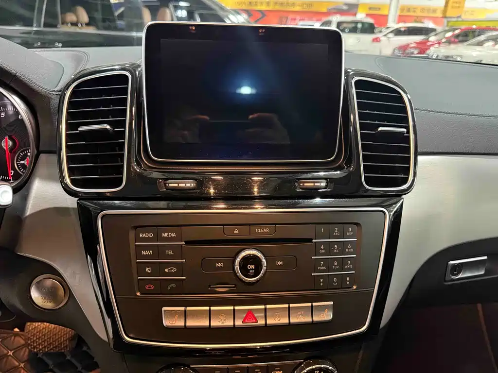 Mercedes-Benz GLE Coupe — миниатюра 9