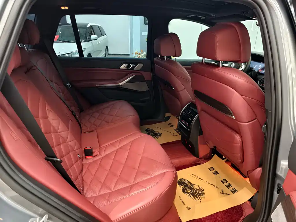BMW X5 2022 xDrive 40Li M Sport