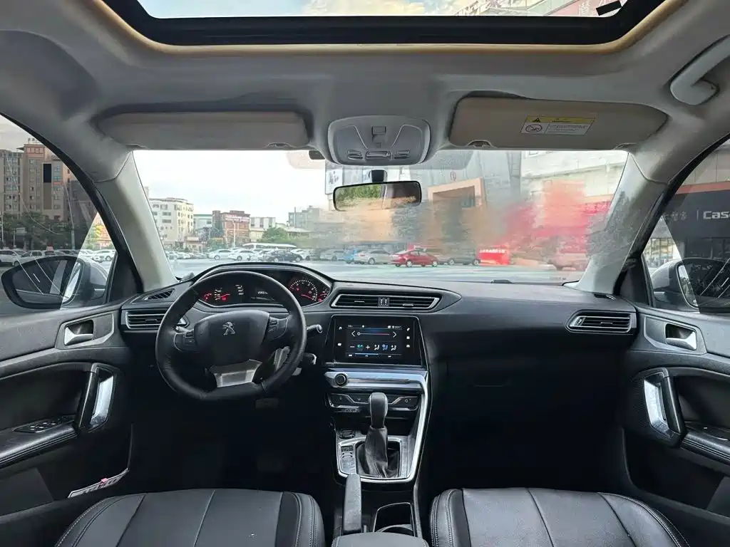 Peugeot 308 — миниатюра 5
