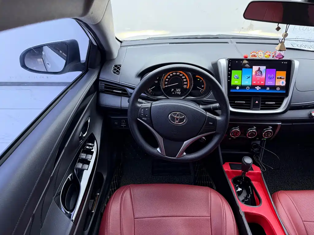 Toyota Yaris L — миниатюра 16