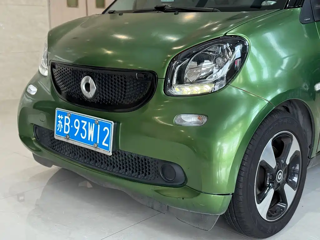 smart Smart Fortwo — миниатюра 4