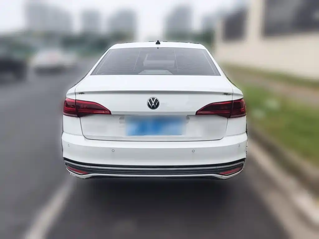 Volkswagen Bora — миниатюра 3