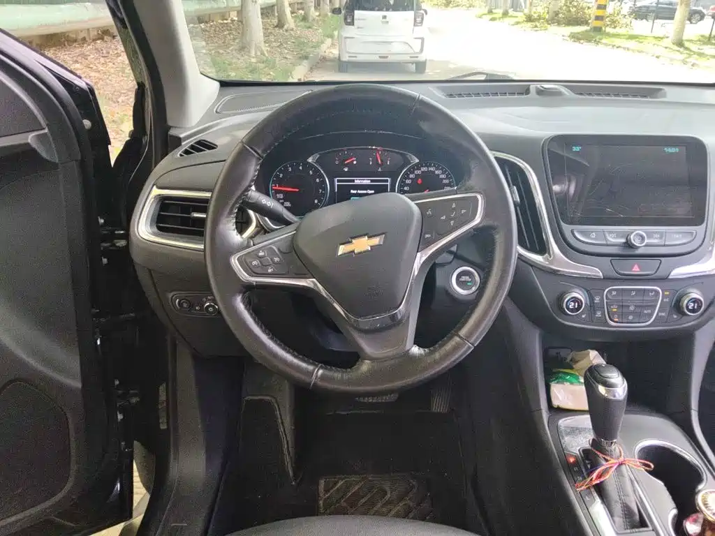 Chevrolet Equinox — миниатюра 3