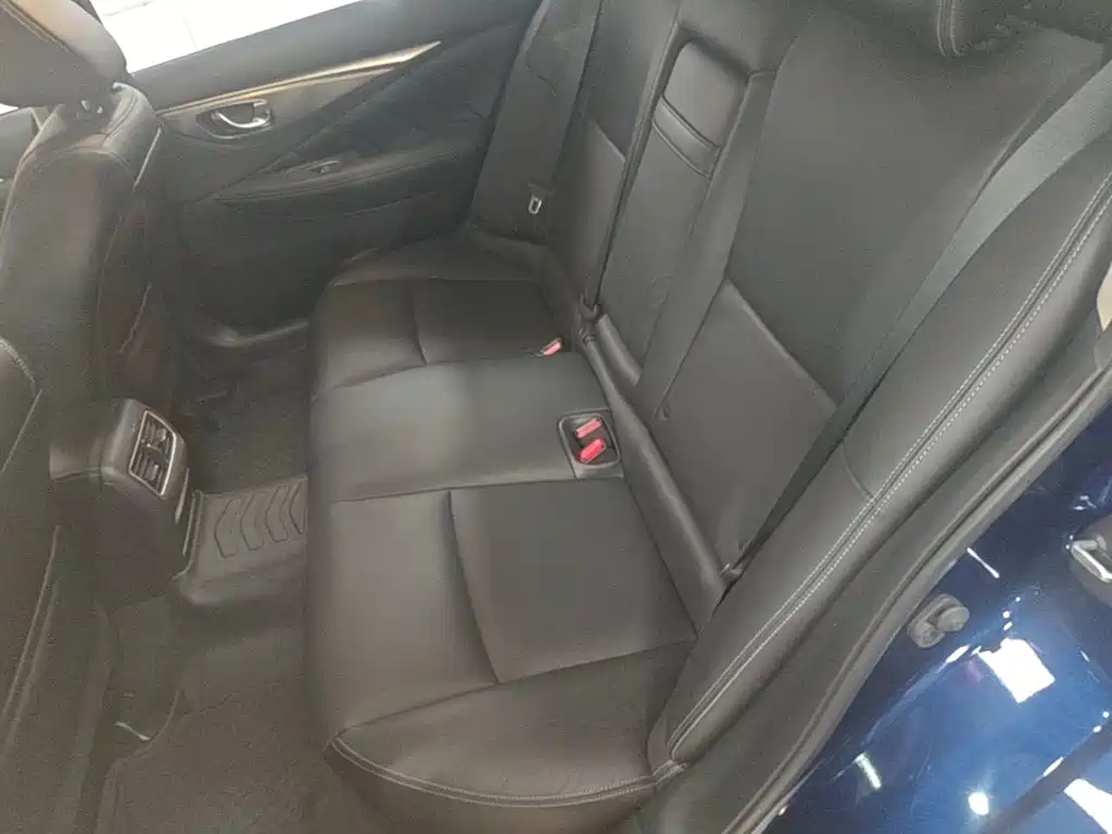 Infiniti Q50L — миниатюра 17