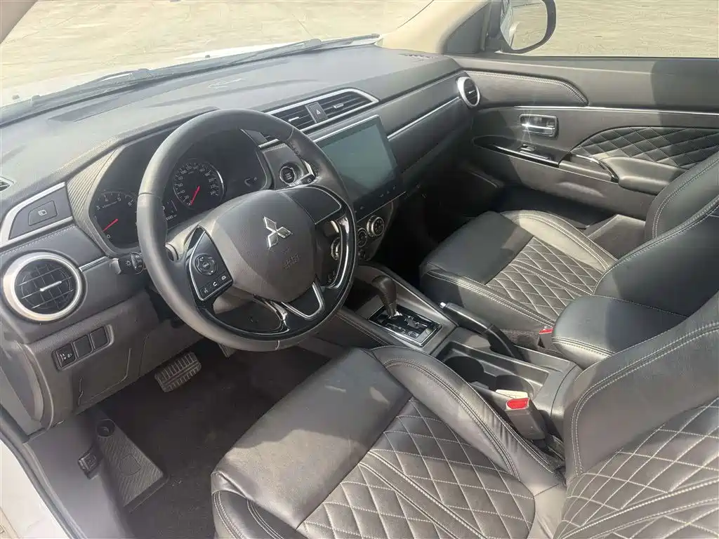 Mitsubishi ASX — миниатюра 4