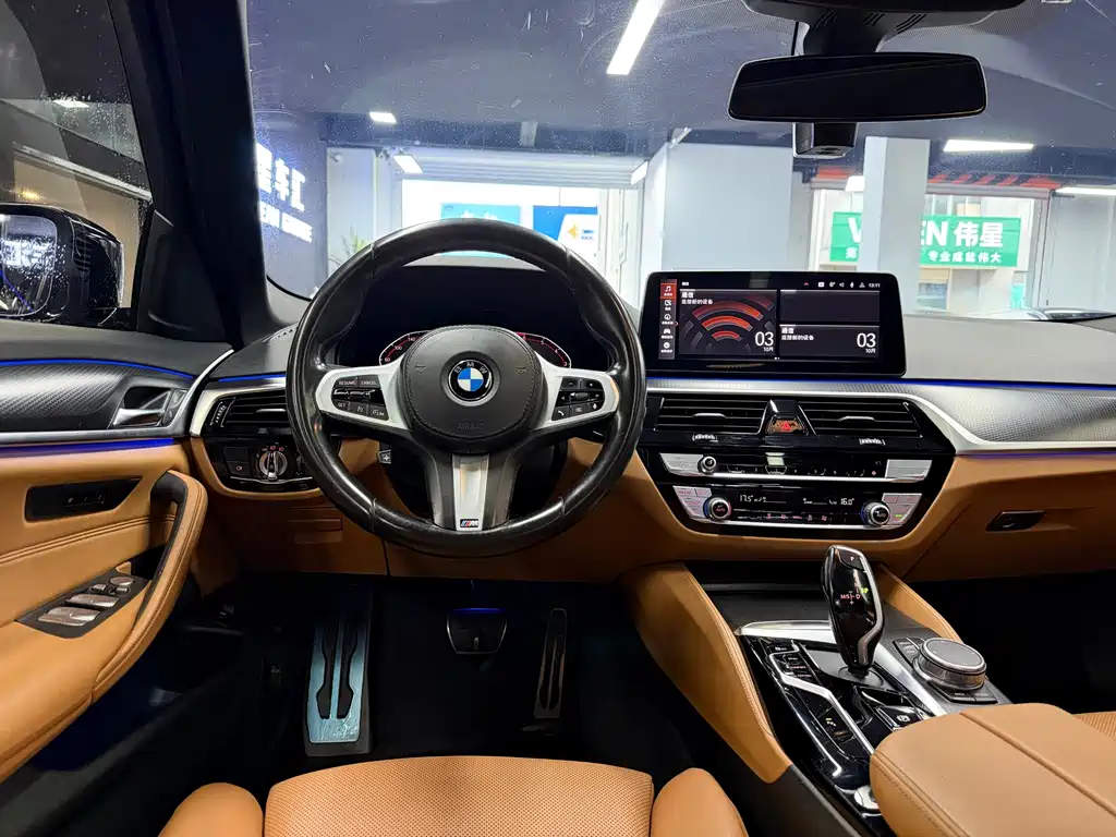 BMW 5 Series (Import) — миниатюра 7