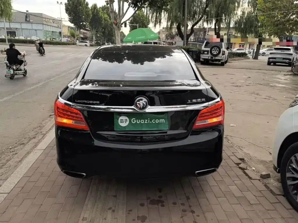 Buick LaCrosse — миниатюра 6