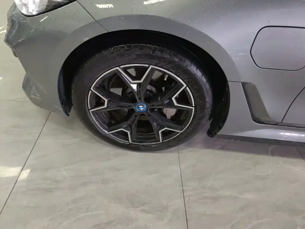 BMW i3 — миниатюра 23