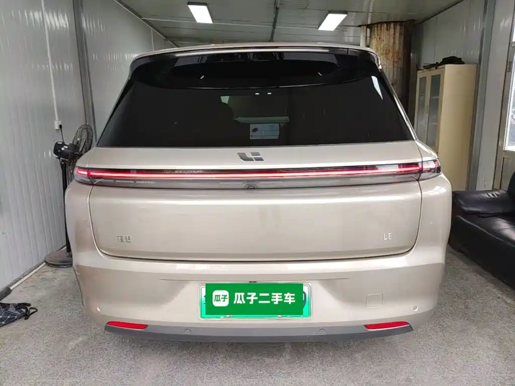 Li Auto Li L8 — миниатюра 6