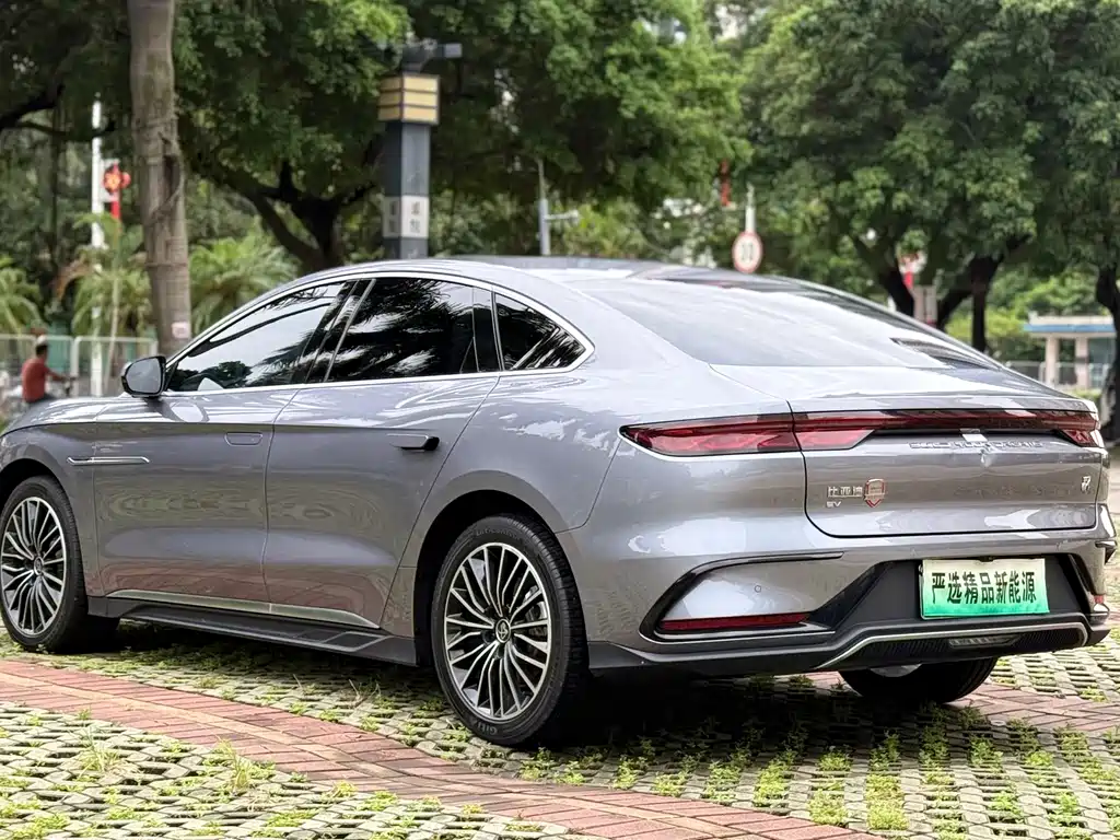 BYD Han — миниатюра 19